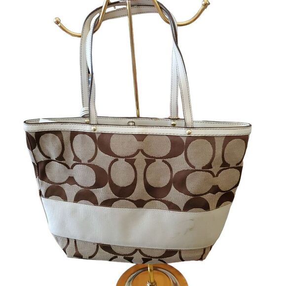 Authentic Vintage Coach logo purse - Picture 2 of 7